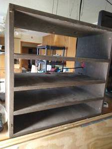 lot 391 image: Heavy Wood Shelf
