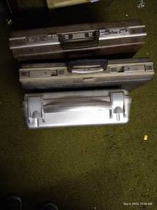 lot 224 image: Three Briefcases