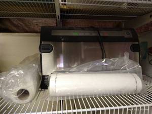 lot 247 image: Like New Food Saver Vacuum Sealer w Various Storage Bags