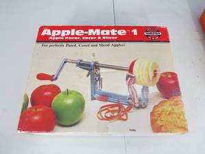 Apple-Mate 1 Apple Parer, Corer and Slicer - NP86