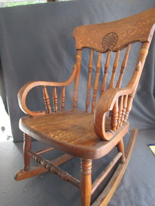 lot 16 image: Childs pressback rocker...