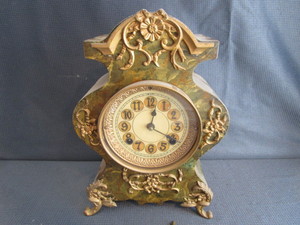 lot 26 image: New Haven mantle clock, mixed metal...
