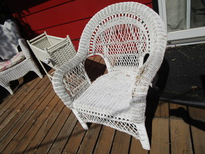 lot 56 image: Vintage planter stand 28L x 30H, ...