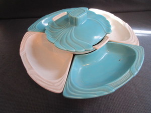 lot 62 image: California Ceramics relish...