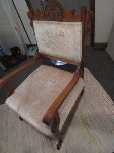 lot 105 image: Platform rocker...