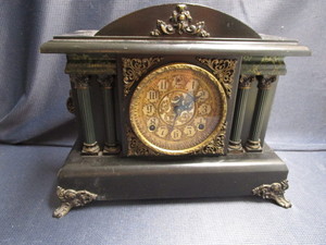lot 110 image: Session mantle clock, unknown condi...