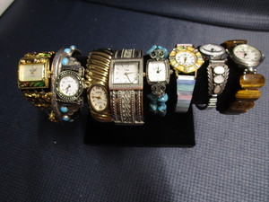 lot 122 image: Ladies dress watches, sterling with...