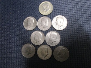 lot 166 image: Kennedy half dollars 1967, two 197...