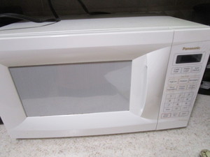 lot 206 image: Panasonic microwave...