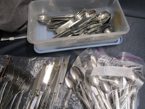 lot 210 image: Utiga cutlery, stainless flatware -...