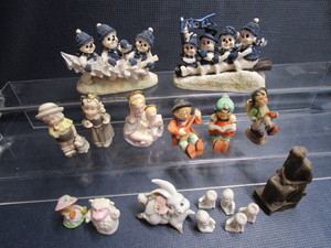lot 216 image: Snow Buddies, Kim Anderson figures,...