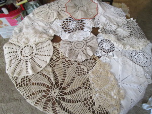 lot 235 image: Crocheted doilies, 12 total...