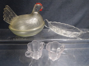 lot 289 image: Vintage nesting hen 6-12L, canoe ...