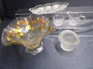 lot 332 image: Glass with pedestal goofus bowl, 11...