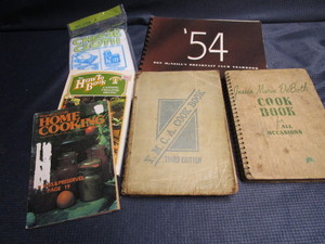 lot 347 image: Cook books canning - preserves, YM...