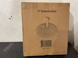 lot 489 image: Backyard Expressions 17 inch Round Bronze Umbrella Base