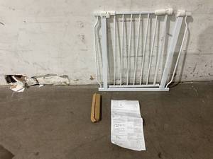 lot 125 image: BalanceFrom White Easy Walk-Thru Safety Gate with Auto-CloseHold-Open Features