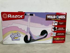 lot 181 image: Razor Wild Ones Unicorn Junior Kick Scooter