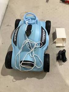 lot 187 image: HDPEAK Cordless Robotic Pool Cleaner - Light Blue