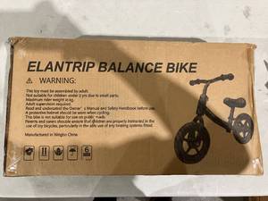 lot 188 image: Elantrip Black Lightweight Toddler Pedaless Balance Bike