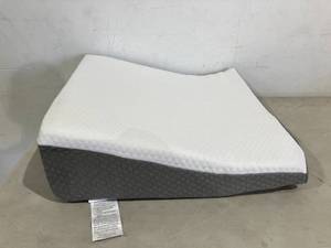 lot 199 image: Memory Foam Wedge Pillow - WhiteGrey