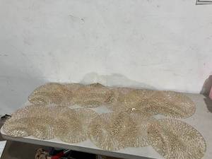 lot 218 image: Set of 12 Gold Metallic Plastic Vinyl Round Placemats