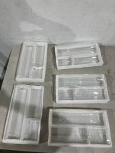 lot 225 image: 15- Pieces 3.5in Diameter Clear Glass Cylinder Vases - 3 sizes
