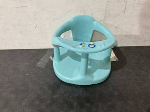 lot 363 image: Candnutty Light Blue Baby Bath Seat with Anti-Slip Edge