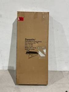 lot 71 image: SweetBin Wooden Adjustable Pet Ramp