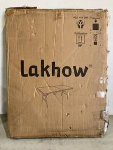 lot 555 image: 6 Foot Folding Table - White
