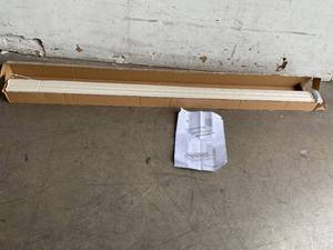 lot 522 image: ZINUS Annemarie Compack Fabric Covered Wood Slats Bunkie Board