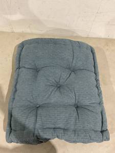 lot 600 image: Getmo Resin Blue Chenille Large Meditation Floor Pillow