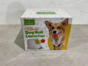 lot 601 image: THE THOUGHTS OF FUN CO. Automatic Dog Ball Launcher