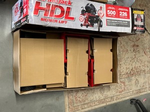 lot 49 image: HDL 500 Lawn Mower Lift - New