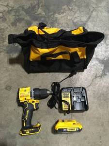 DEWALT ATOMIC 20-Volt Lithium-Ion Cordless Compact 12 in. DrillDriver Kit with 2.0Ah Battery, Charger and Bag  Customer Returns See Pictures