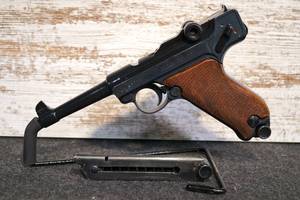 lot 10 image: 2 of 2 - Erma Werke La22 .22 LR Pistol - Luger Clone
