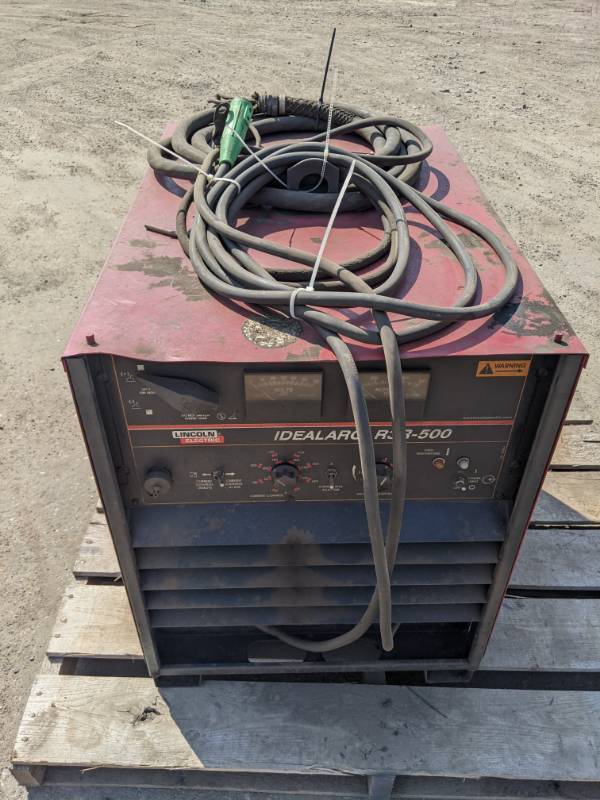 lot 5 image: Lincoln Electric Idealarc R3R-500 Stick Welder S