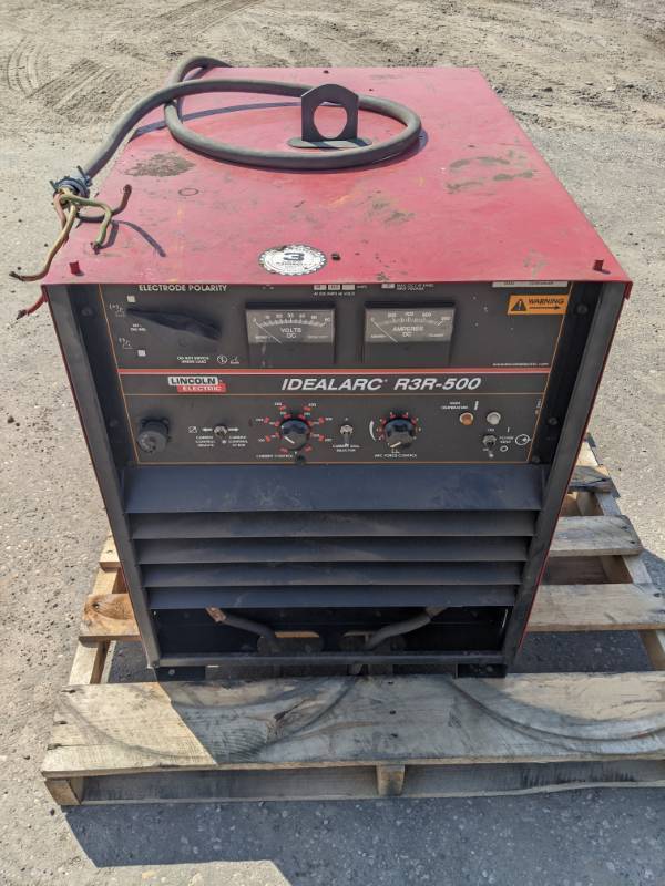 lot 6 image: Lincoln Electric Idealarc R3R-500 Stick Welder S