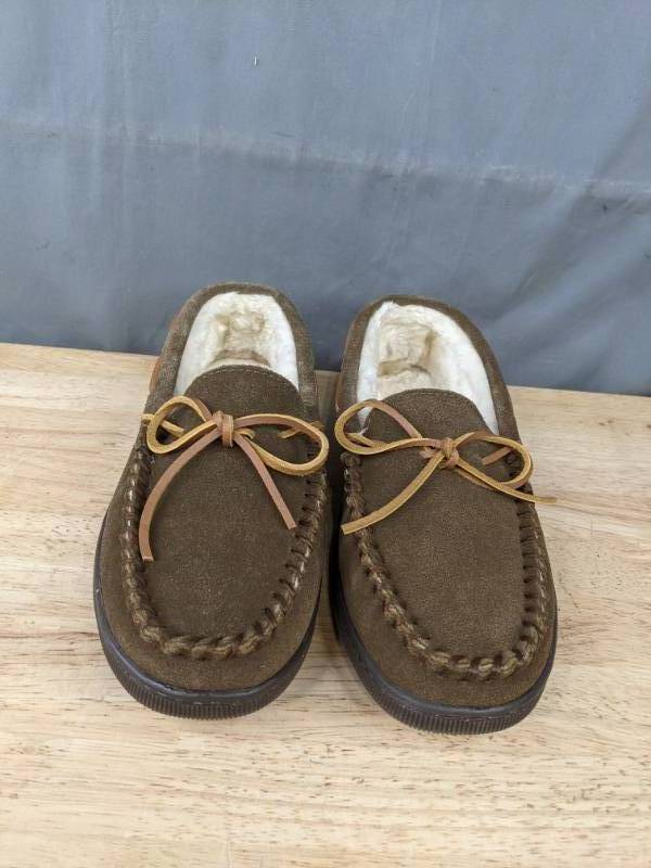 lot 65A image: Minnetonka Moccasin Mens Pile Lined Hardsole Slipper Size 7 - Autumn Brown G