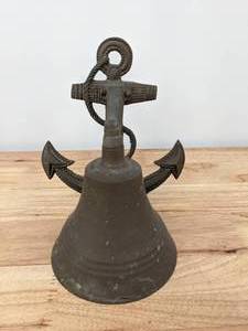 lot 72 image: Vintage Table Dinner Hand Bell with Anchor Handle D