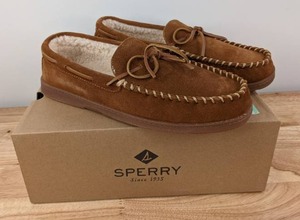 lot 83 image: NEW Sperry Mens Size 11 Doyle Moccasin Slipper N