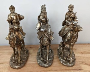 lot 68 image: Vintage Set of (3) Nativity King Wiseman on Camel Resin Figurines D