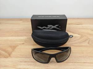 lot 21A image: New WX Wiley Sunglasses   L
