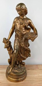 lot 55 image: Vintage Young Women with Flowers Bronze Sculpture Statue D