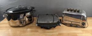 lot 87 image: All-Clad Slow Cooker, Villaware Electric Grill and Dualit 4 Slice Toaster   D