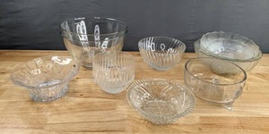 lot 95 image: Stunning Various Sized Clear Bowls   D