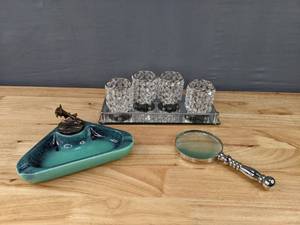 lot 208 image: Assortment of Decorative Collectibles The Hyde Park Ash Tray, Magnifying Glass, Tea Light Candle Holders and Mirrored Tray D