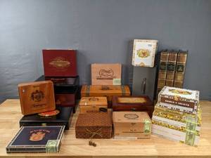 lot 217 image: An Assortment of Cigar Boxes D