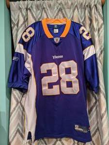 lot 483 image: Minnesota Vikings Adrian Peterson Jersey P