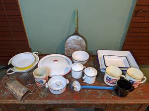 lot 488 image: Photo Trays, Cups, Containers Etc. P